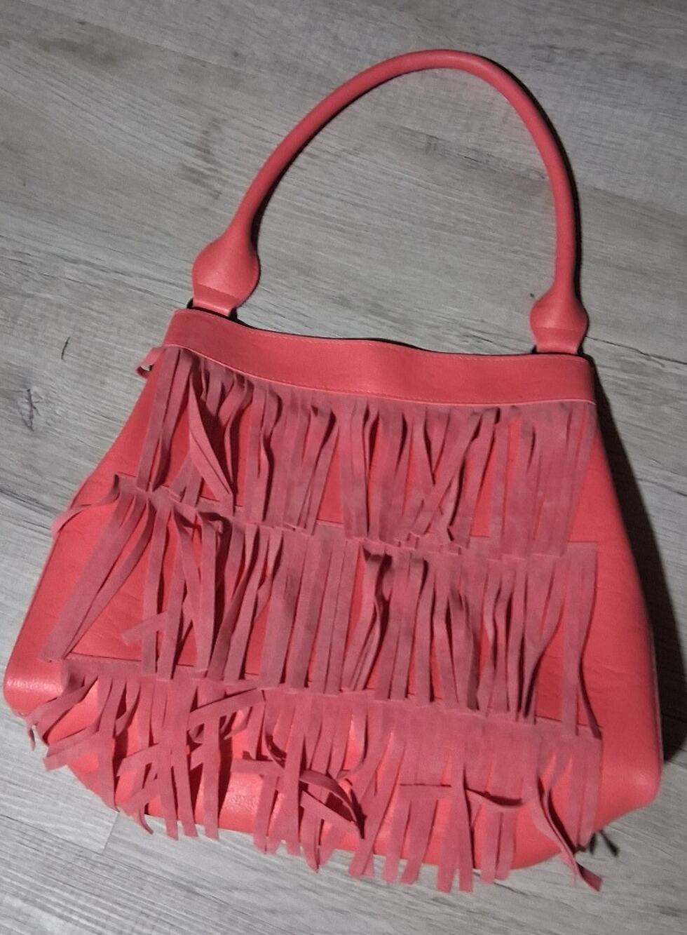 Coral fringe shoulder bag